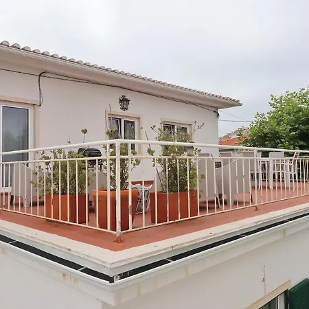 Casa Do Terraco * サン・マルティーニョ・ド・ポルト